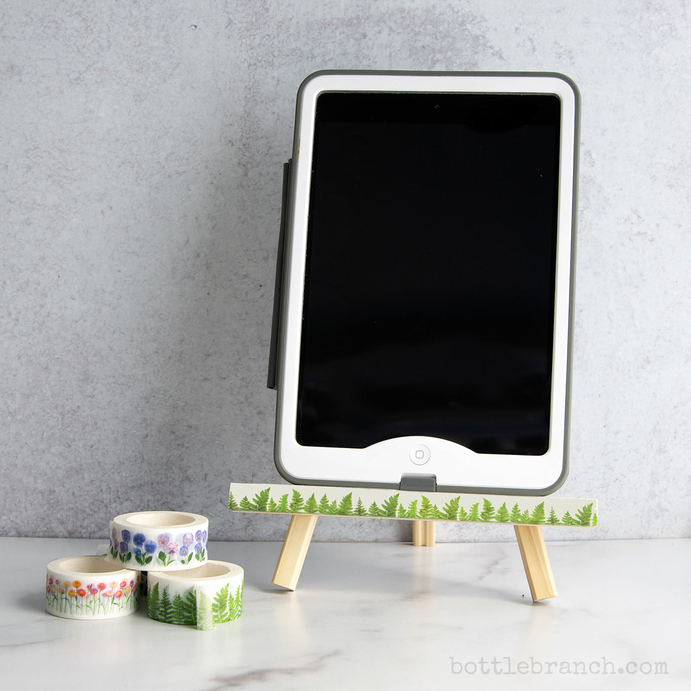 taping ipod easel