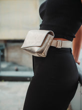 Load image into Gallery viewer, Small Leather Waist Bag
