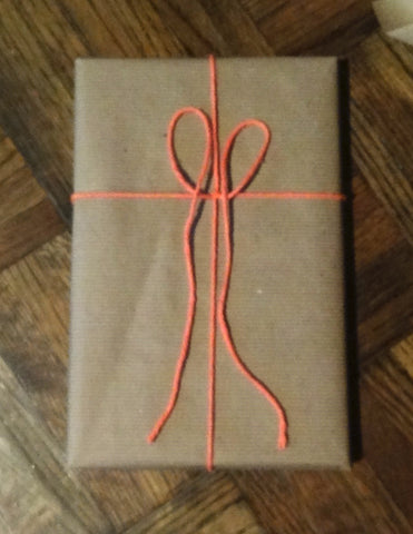 how to tie a bow on a present
