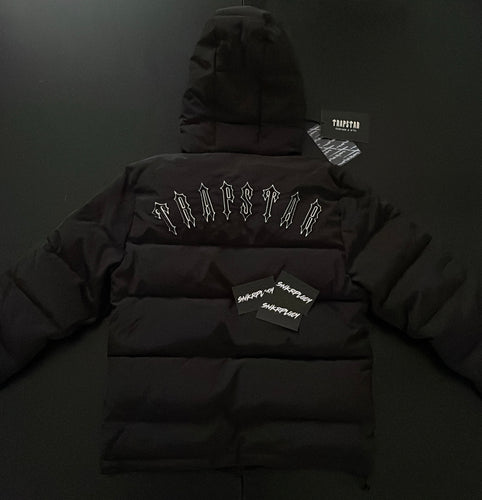 trapstar coach jacket