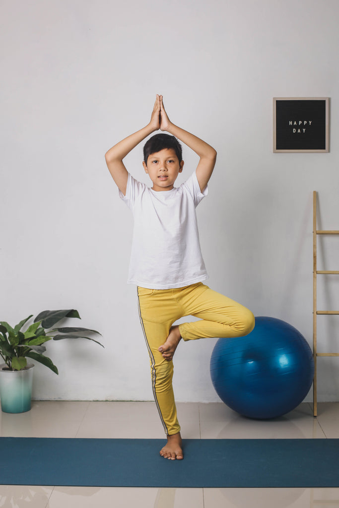 5 Simple Yoga Poses to Do with Kids – Chopra