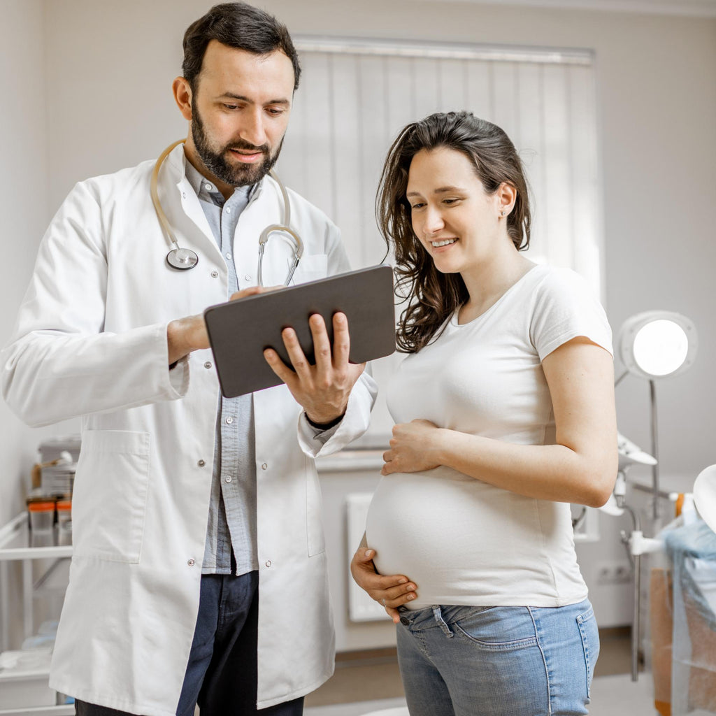 Le tabagisme est associé à des problèmes de fertilité et peut nuire au développement du fœtus. Cherchez de l’aide pour arrêter de fumer avant de commencer à essayer de concevoir.