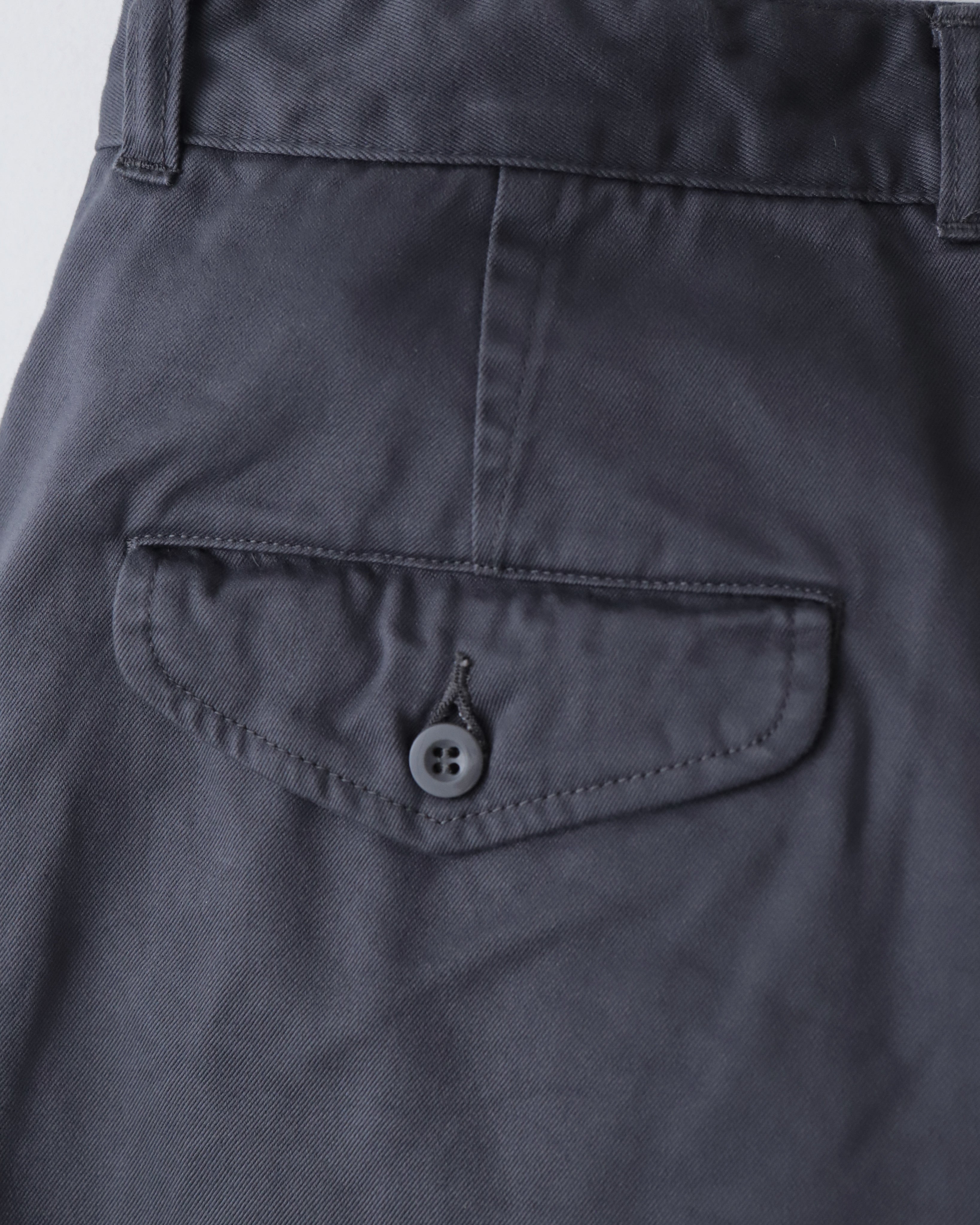 Graphpaper SUVIN CHINO TUCK TAPERED PANTS – NCNR WEB STORE