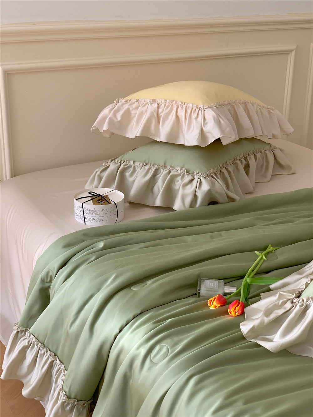 French Aesthetic Green Silk Ruffle Bedding Set For Summer