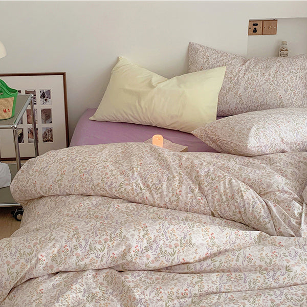 cottagecore bedding set floral pattern