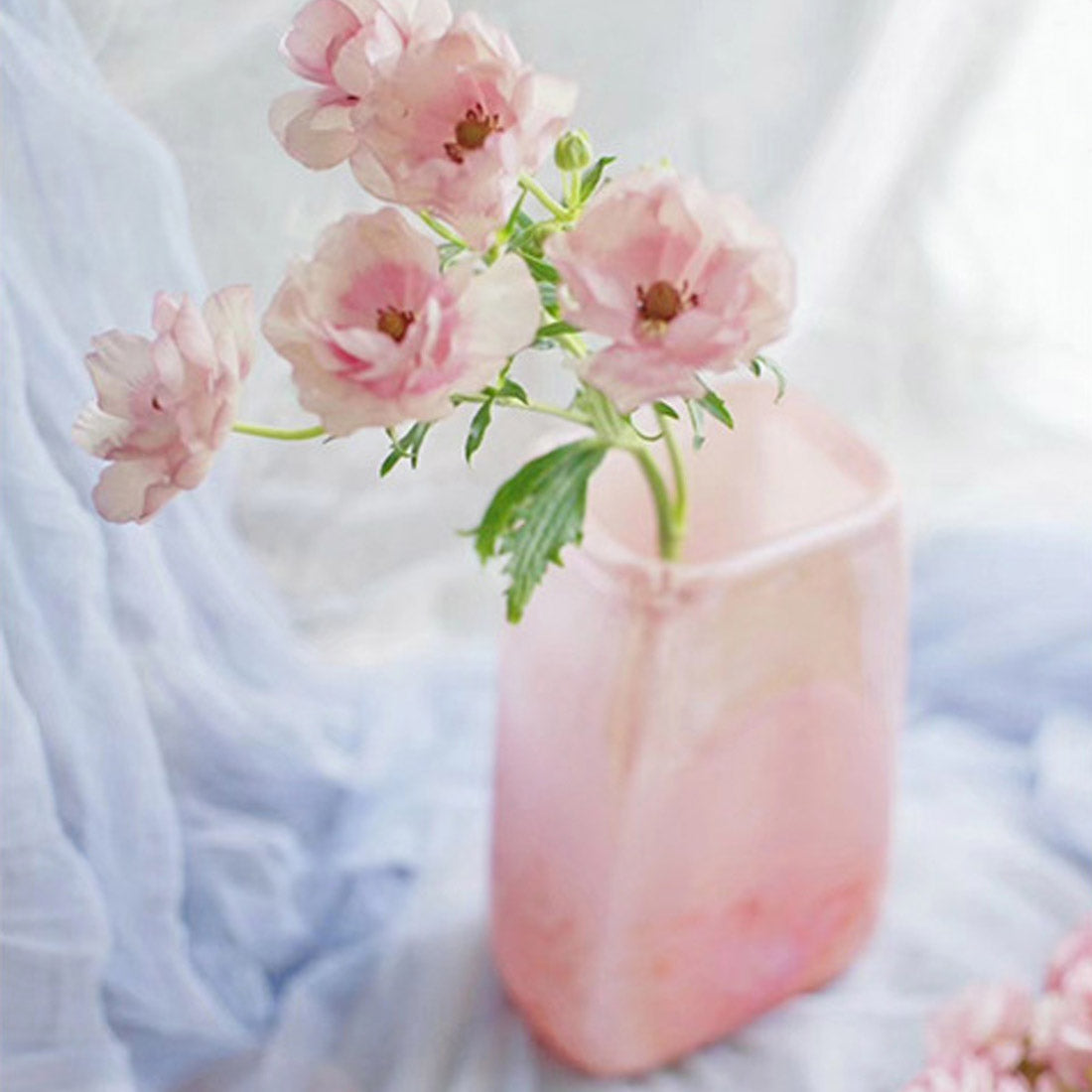 pink color pearly shine flower vase, lovely home decor ideas