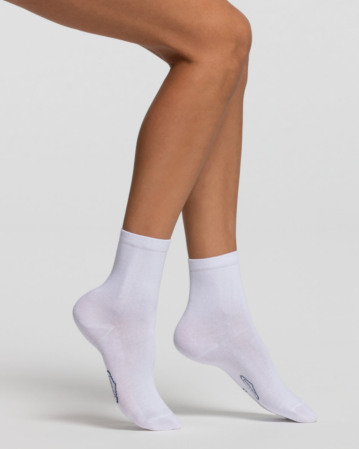 ladies white cotton ankle socks