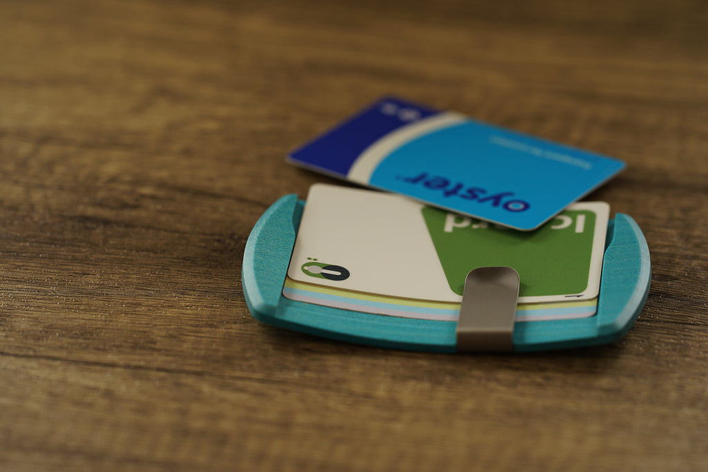 Stolio's smart card clip can hold 3 cards, and the stainless steel clip holds the cards securely.