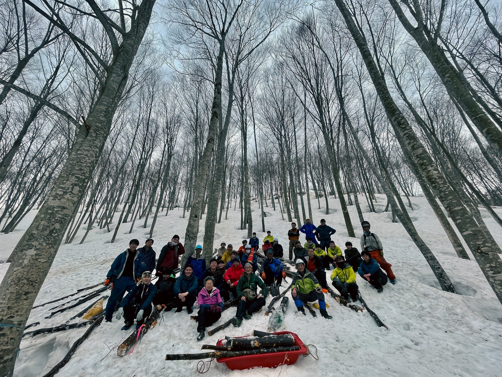 Snow logging volunteer members