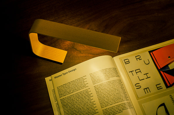 Storio's tanza clamp is also perfect for reading.