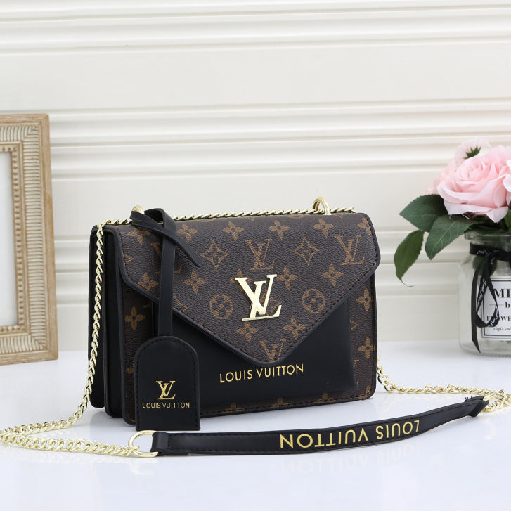 Louis Vuitton LV Fashion Retro Stitching Ladies Messenger Bag To