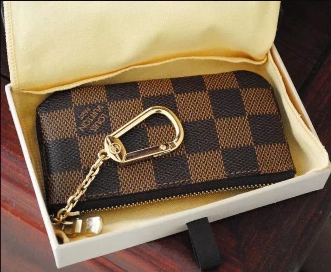 Hipgirls  Louis Vuitton Bag  LV Bag Fashion Household Zipper Key