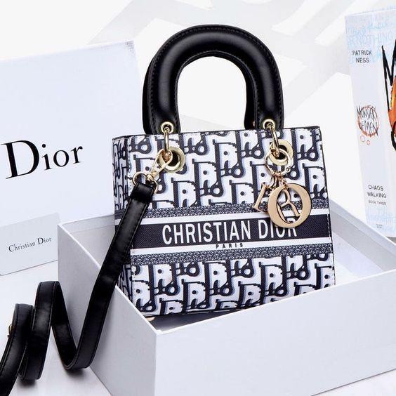 Dior CD Classic Ladies Handbag Retro Ribbed Check Pattern Fashionable Shoulder Messenger Bag