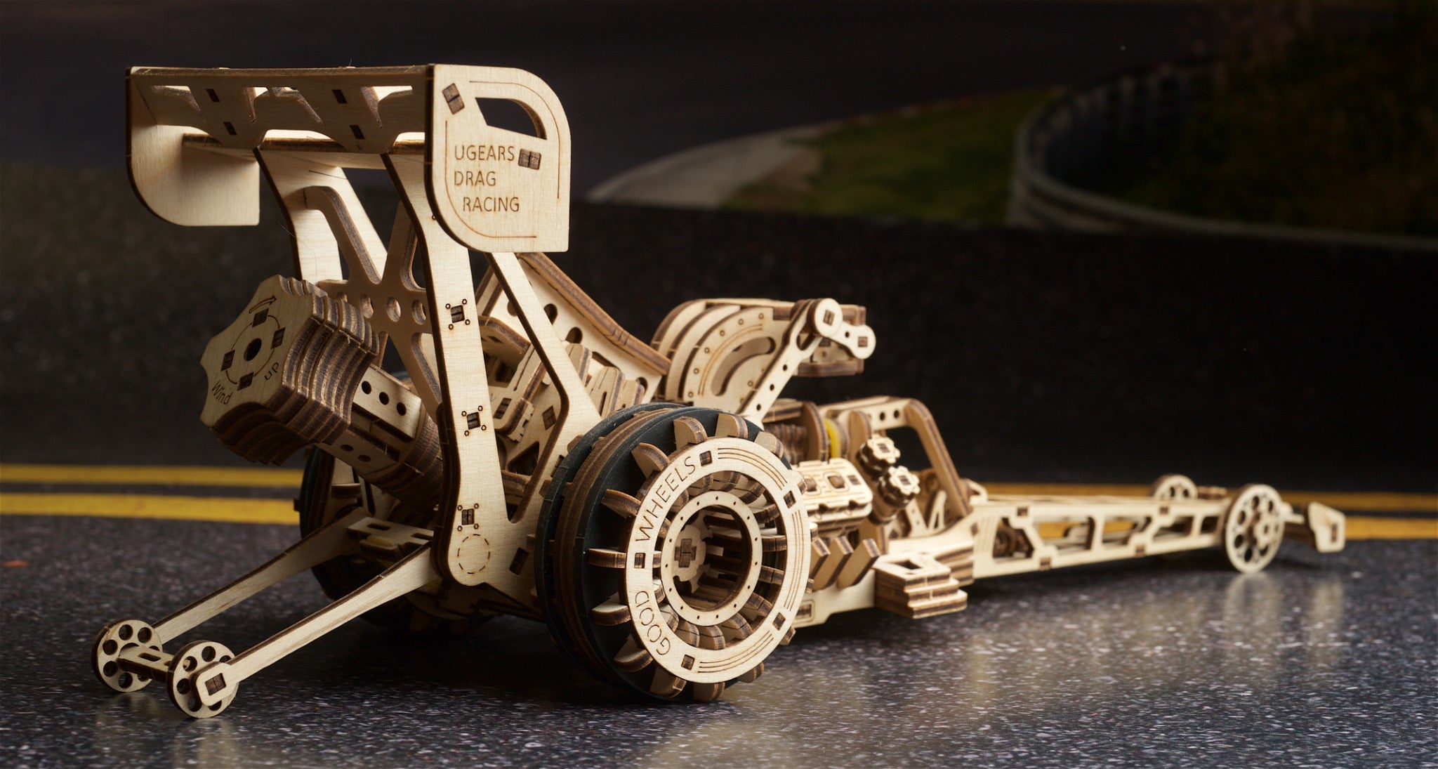 UGEARS DRAGSTER