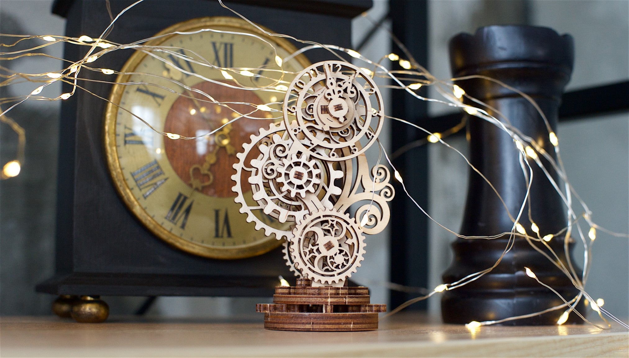 modelli ugears steampunk clock