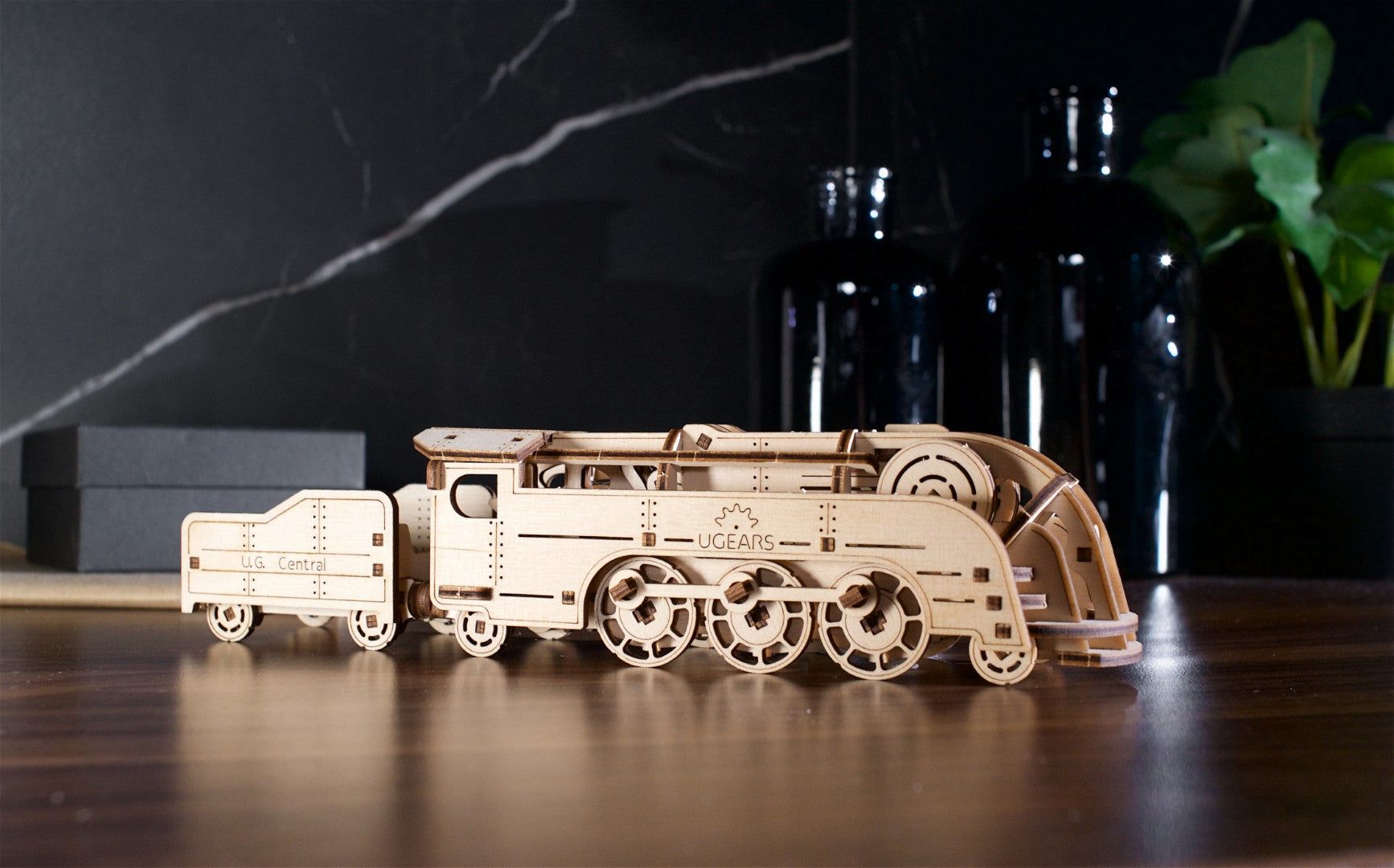 ugears mini tren