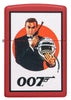 Zippo aansteker vooraanzicht mat rood met James Bond 007™ in een zwart pak en met pistool en astronautenhelm