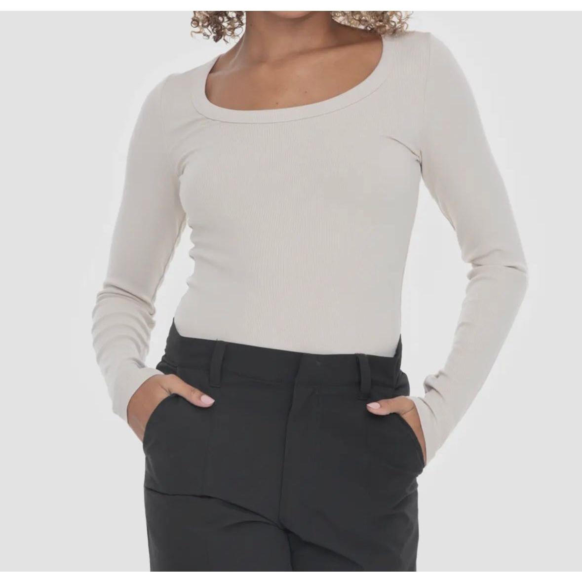 Fitted Long-Sleeved Scoopneck Ribbed Top in Cream