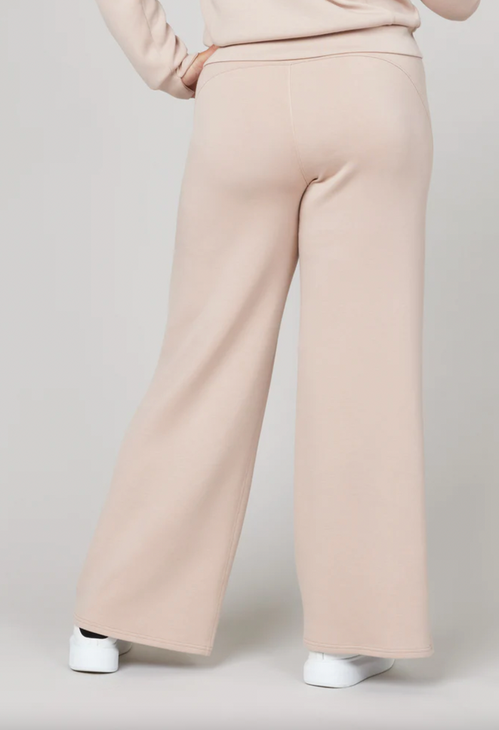 Spanx - Air Essentials Wide Leg Pant - LUNAR (Beige) – Yes Doll ...