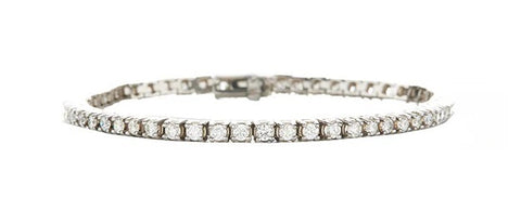 18 Karat White Gold Tennis Bracelet