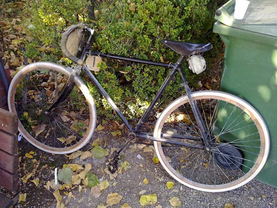 La Peugeot del 1916 di Luciano Berruti, numero 1 de L’Eroica