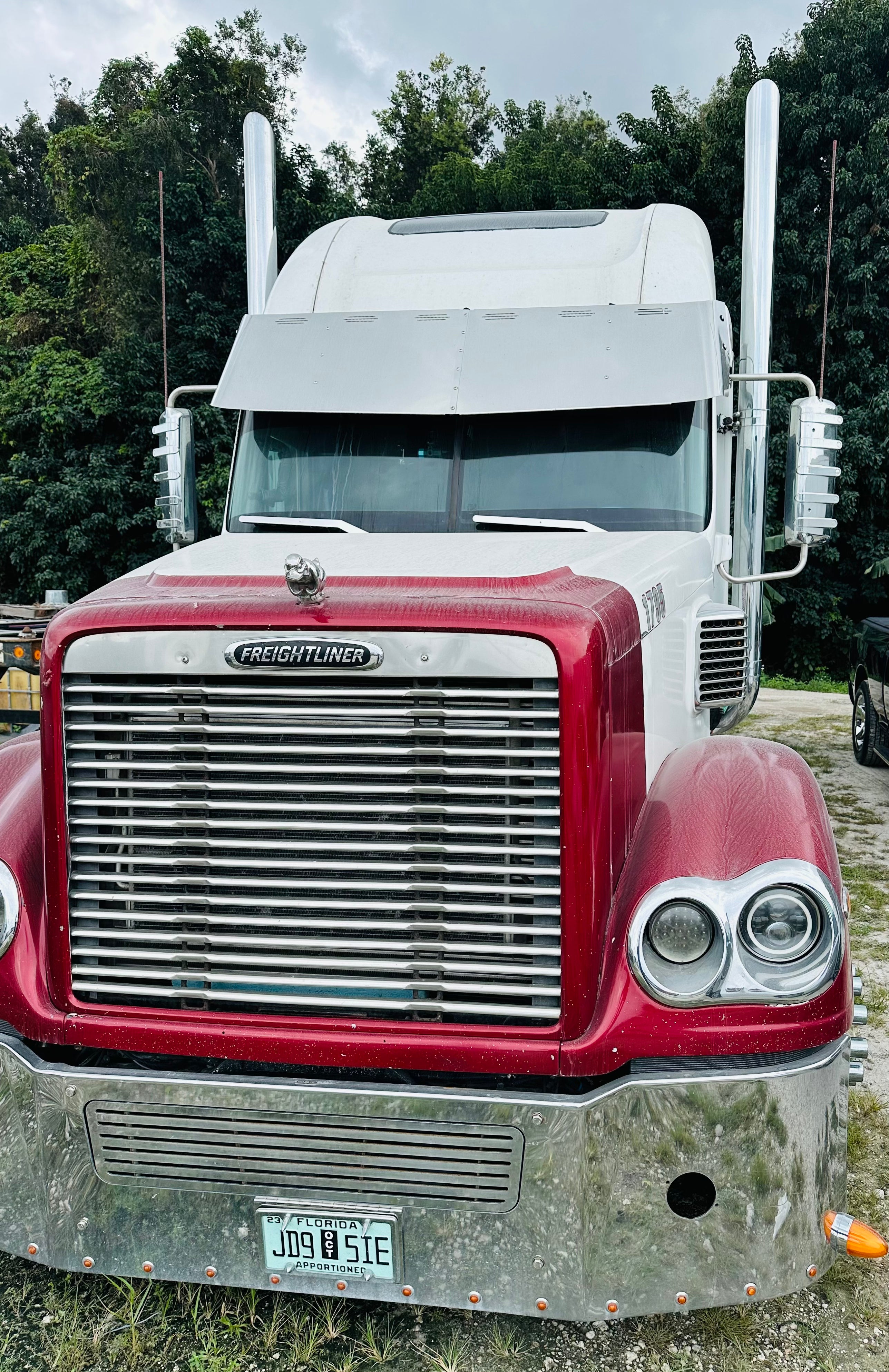 WIPER COVER STAINLESS STEEL - FL CENTURY, COLUMBIA & CORONADO