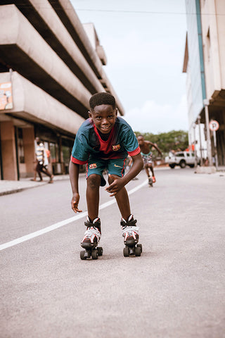 Serdi Nam Niño Patinando Ruedas Calle OmniRoller