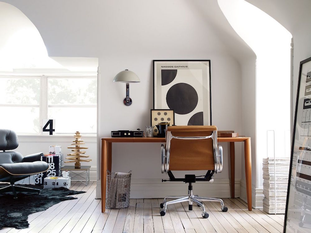 laura davidson eames chair