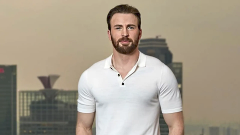 Chris Evans showing off his chest