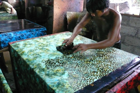 How Batiks Are Made – Batiks Etcetera & Sew What Fabrics