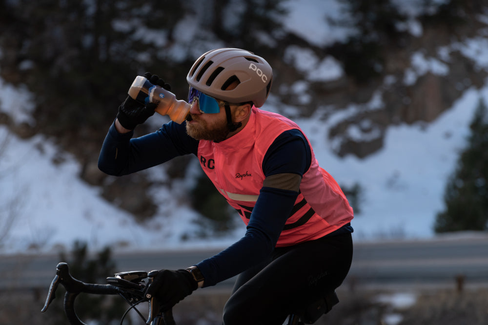 drinking fuel2o while winter road riding and cycling 