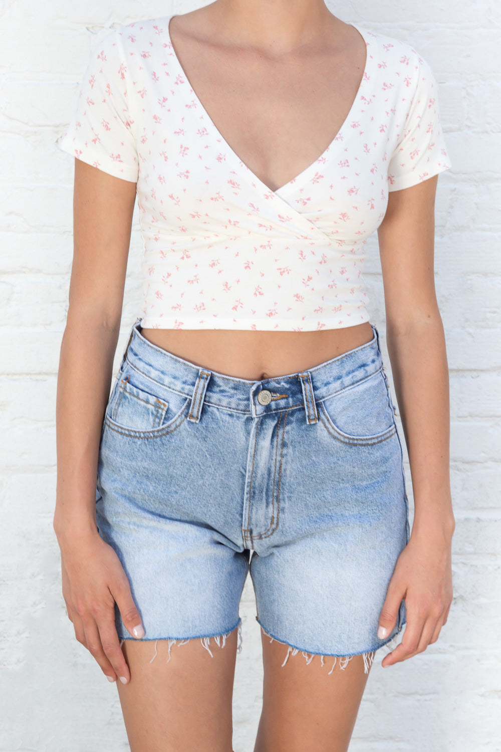 Amara Floral Top Brandy Melville