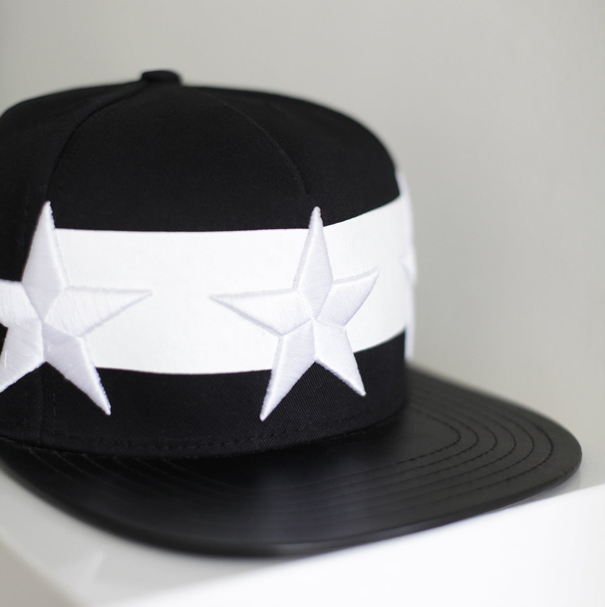 Striped 3 Star Hat – Stampd