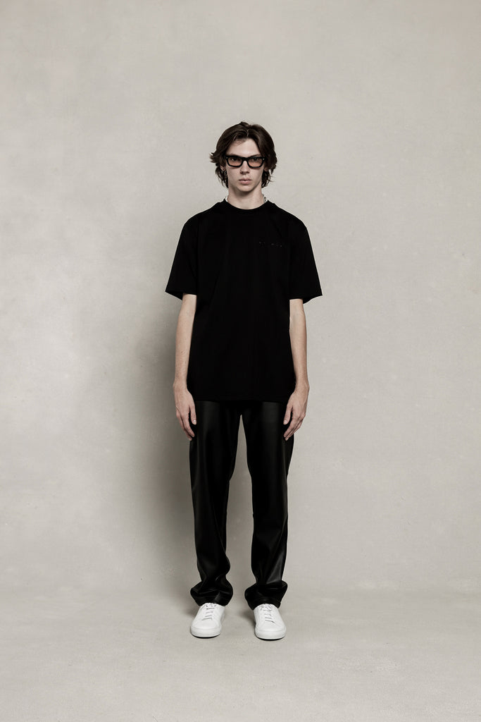 BLACK SQUARE LOGO TEE – Stampd