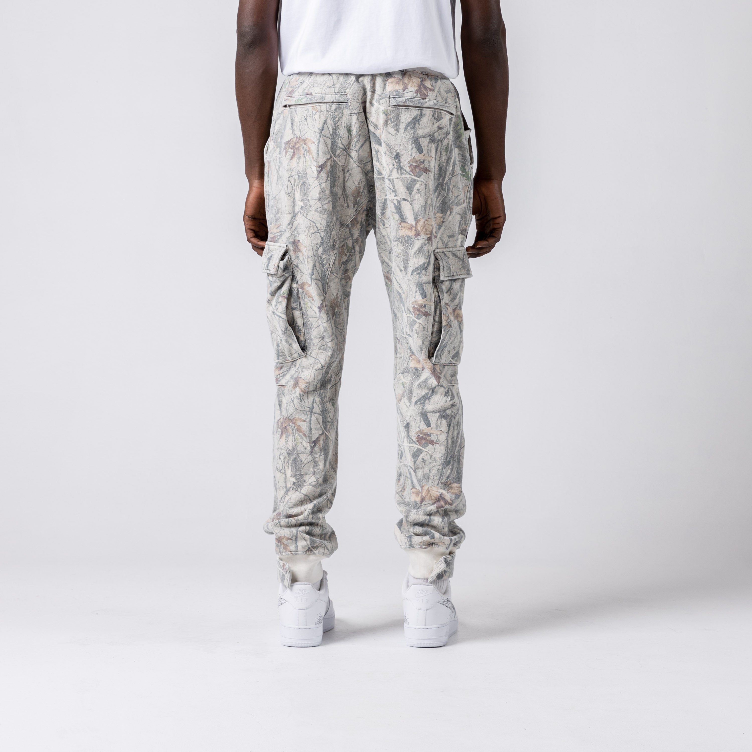 Essential Cargo Sweatpant