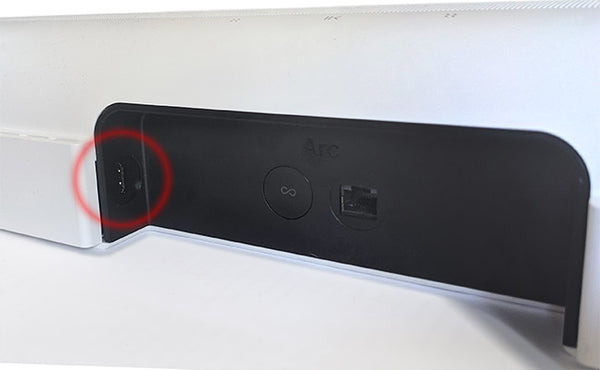 Delivers great sound, but doesn't have a full HDMI input - but an HDMI output with ARC or eARC: Sonos Soundbar