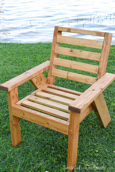 building lawn chairs