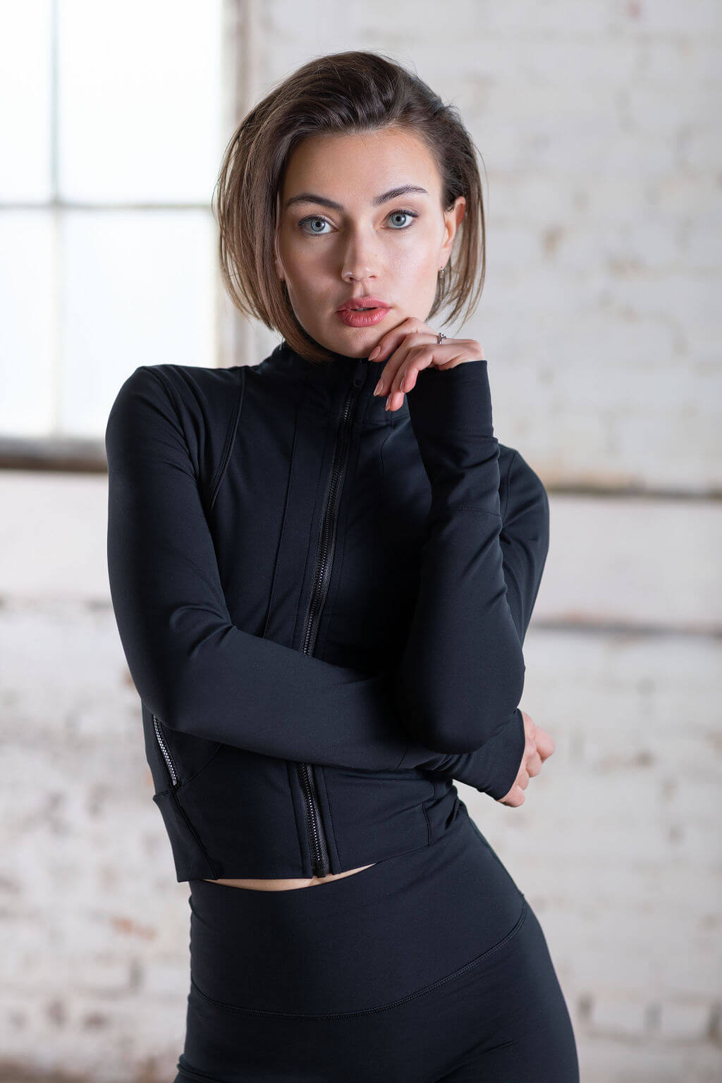 SULTRY CROP ACTIVE WEAR JACKET – Beauty in Pain