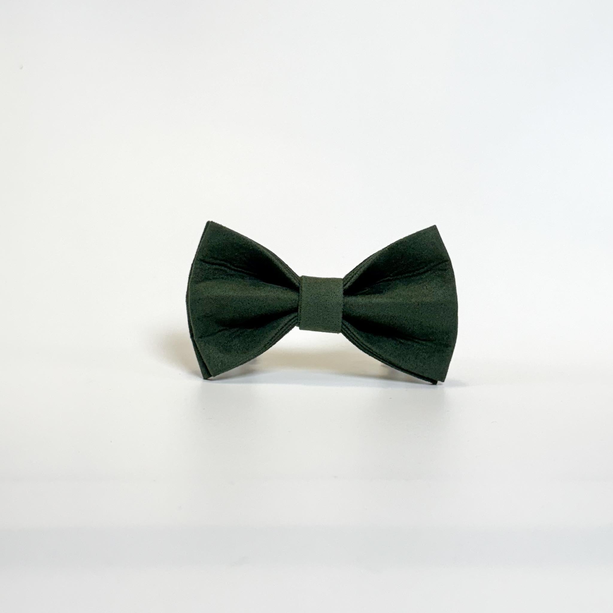 Royal Green Bow Tie Image