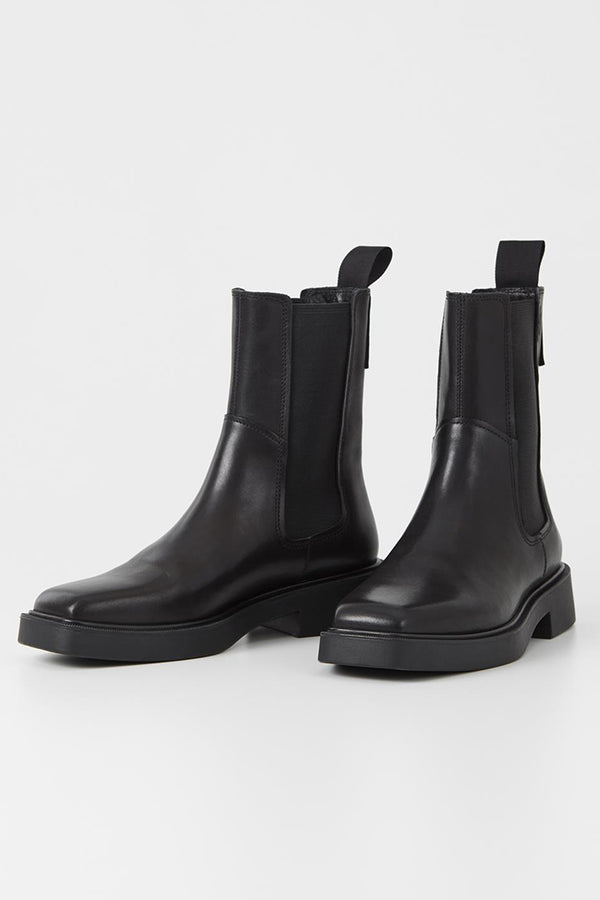 Vagabond Tara boots cult favorites black leather chunky sole | Pipe and ...