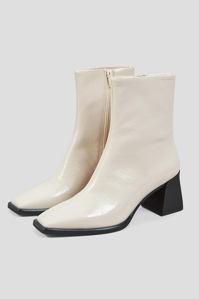 vagabond white boots