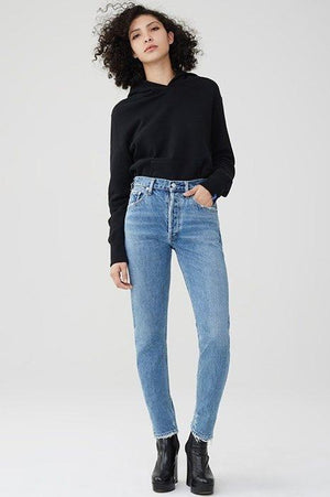 top and short jeans