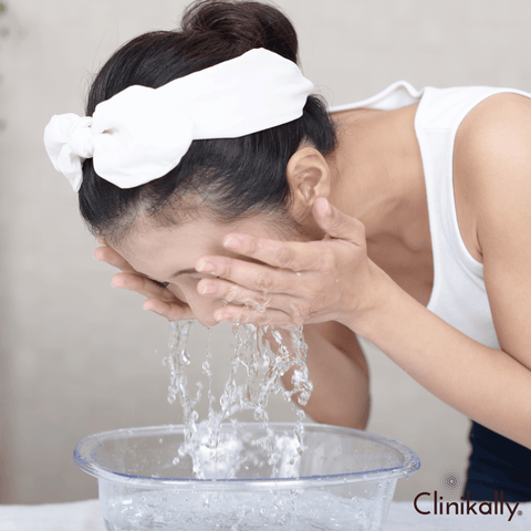 Cold water splash for face: A quick pick-me-up for your skin