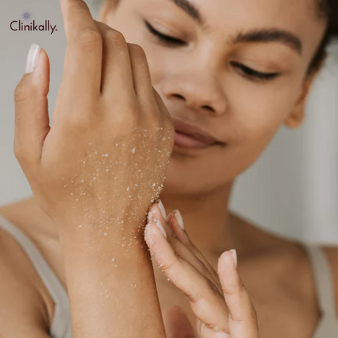 Salt Scrubs vs. Sugar Scrubs Uncovering the Ideal Exfoliant for Your Skin