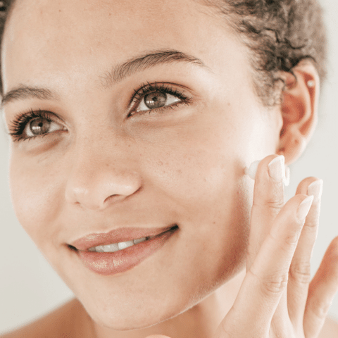 Everything You Need to Know About Polyhydroxy Acid for Skin