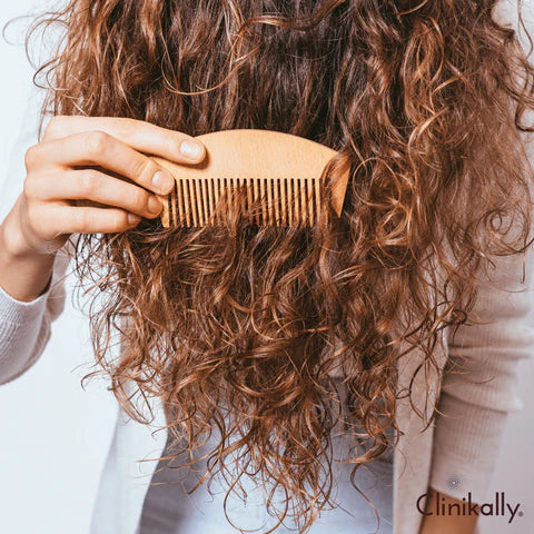 Best practices for hair brushing and detangling