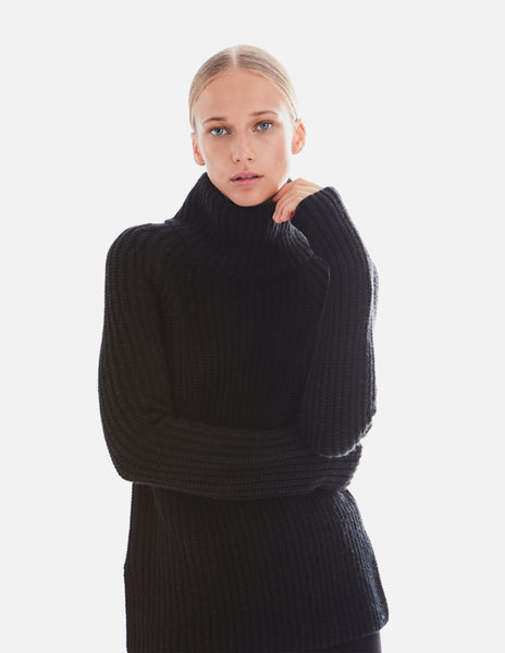 NOVIS | Sweaters