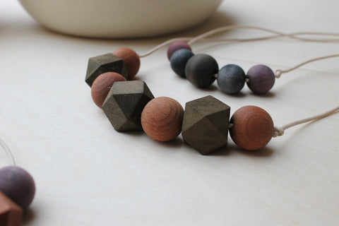 wooden beads necklace