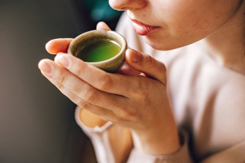 飲む抹茶