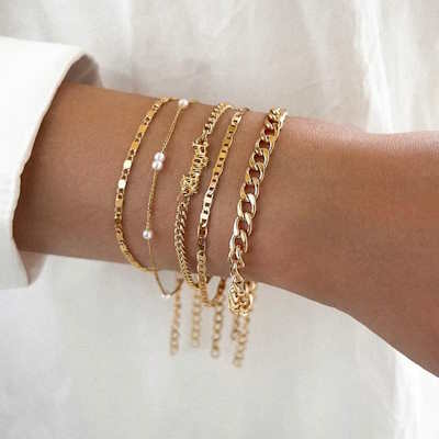 How to stack chain bracelets